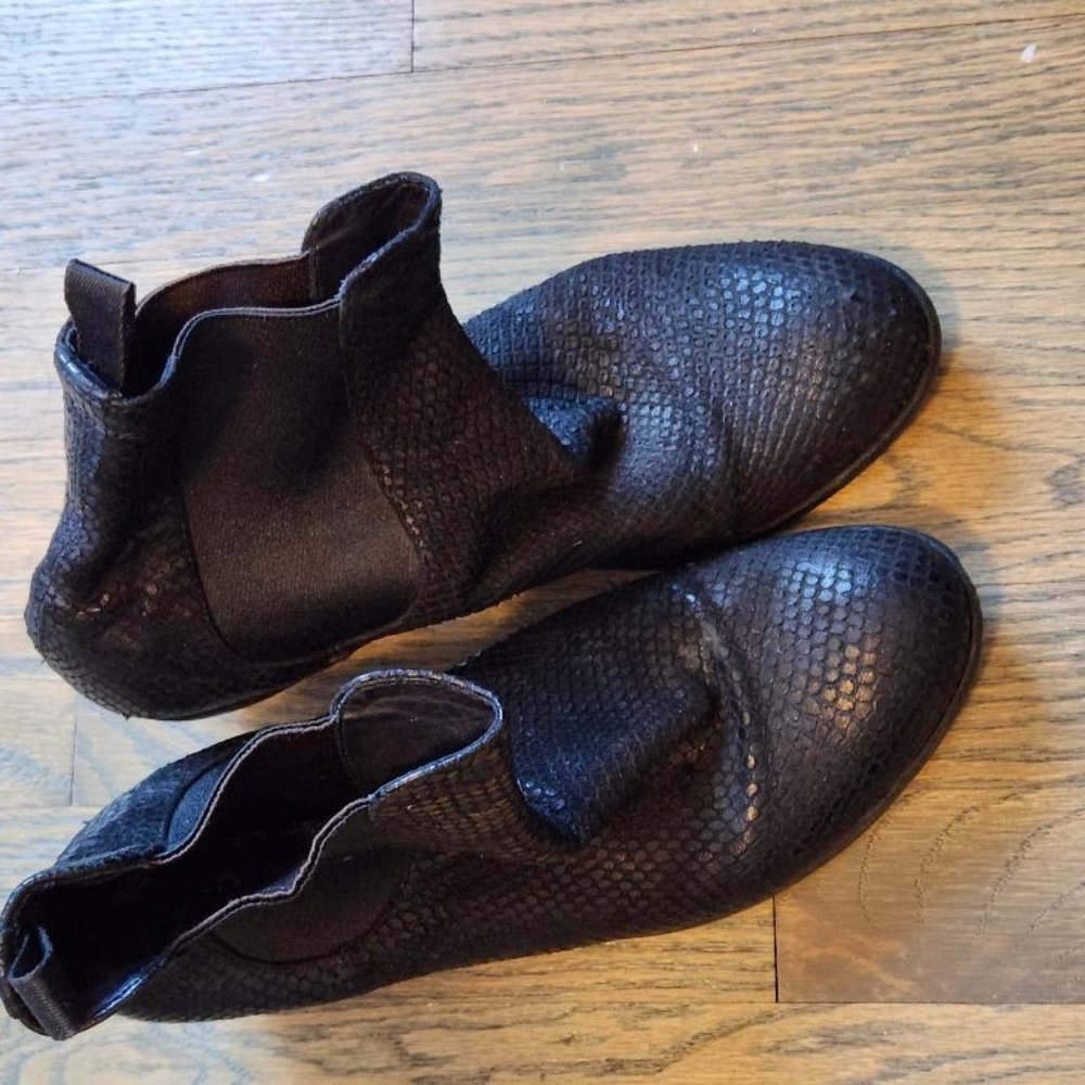 Officine Creative booties